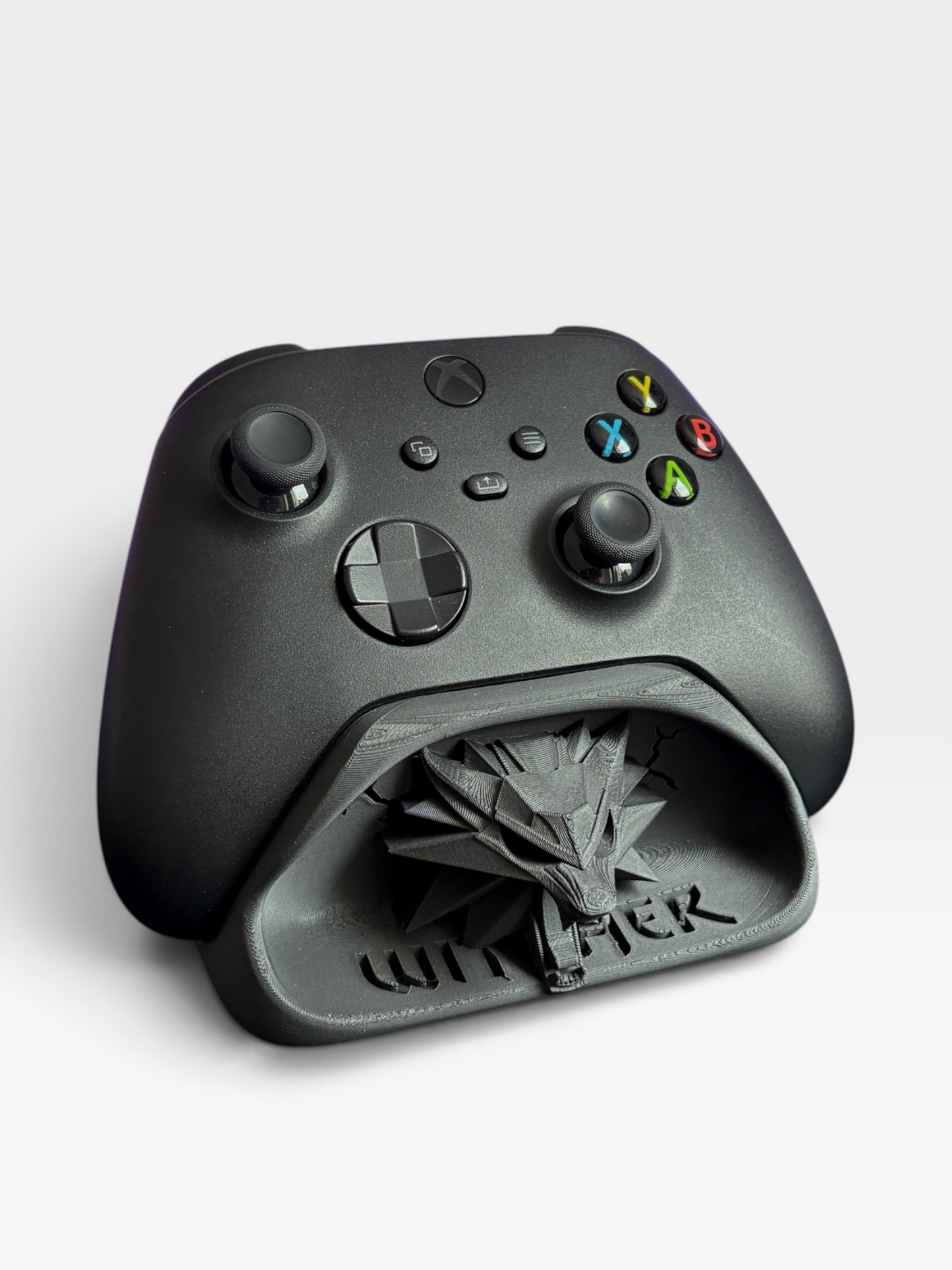 Witcher Wolf Medallion Xbox Controller Stand | Lootport