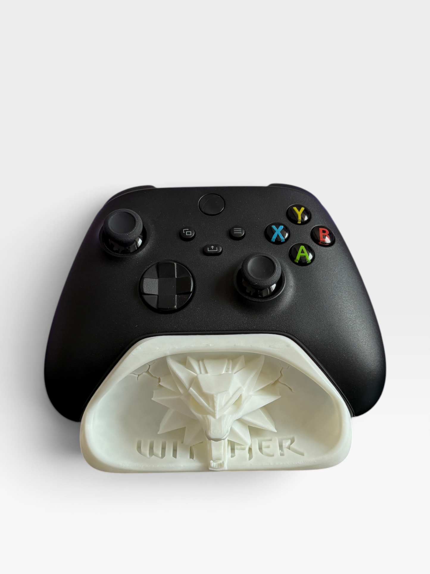 Witcher Wolf Medallion Xbox Controller Stand | Lootport